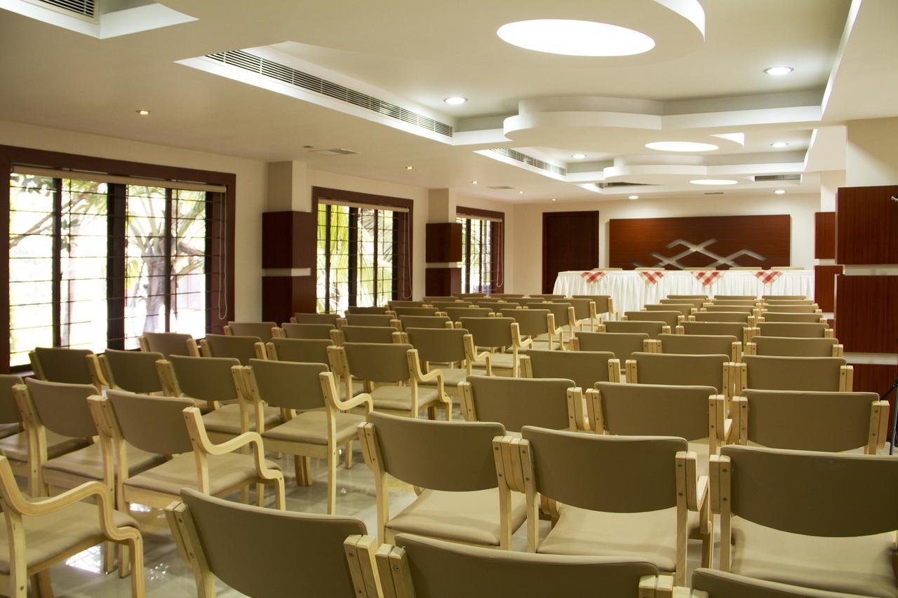 Hotel Polariz Parassinikkadavu Zewnętrze zdjęcie