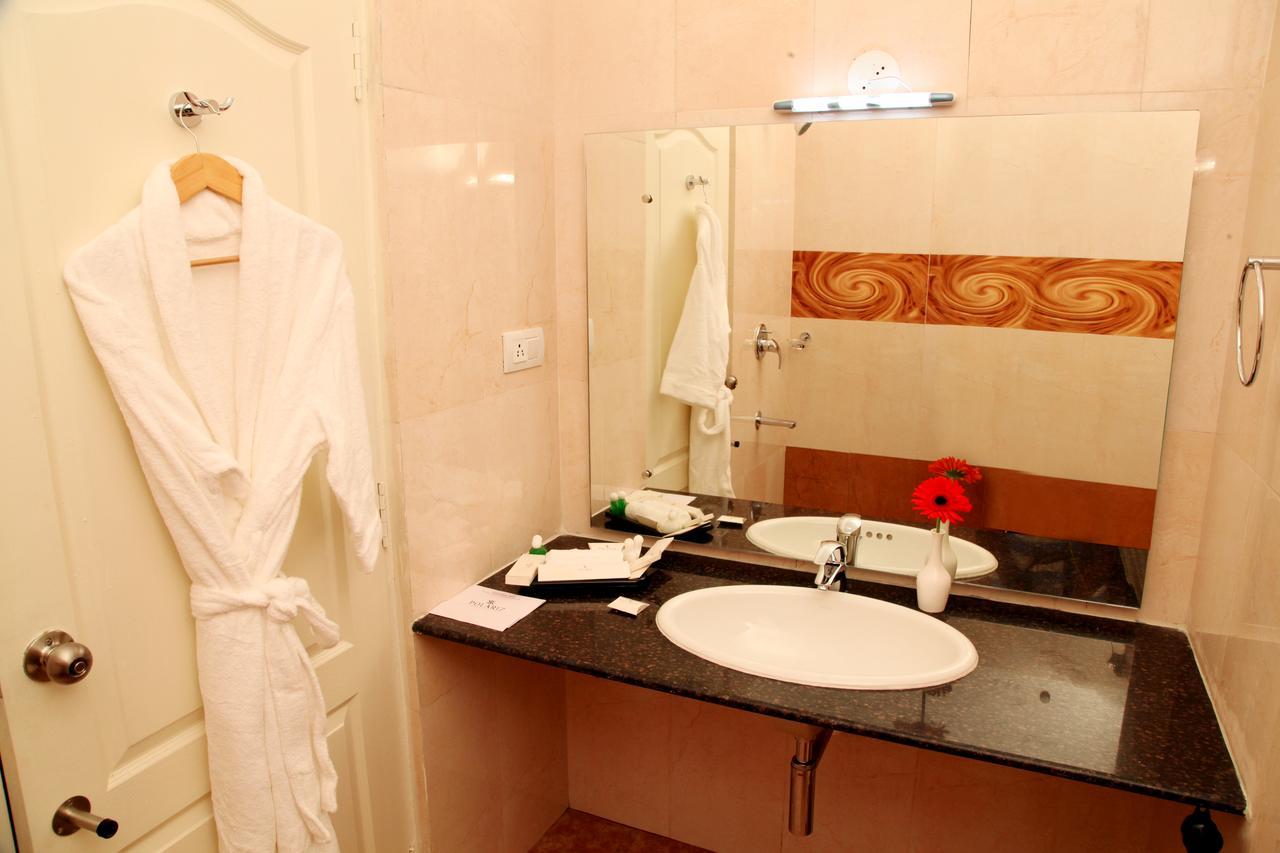 Hotel Polariz Parassinikkadavu Zewnętrze zdjęcie