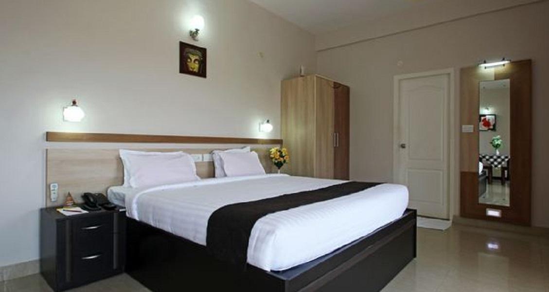 Hotel Polariz Parassinikkadavu Zewnętrze zdjęcie